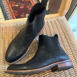 Nisolo Carmen Chelsea boot